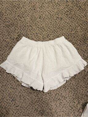 Waverles White Double Gauze Ruffle Hem Women’s Elastic Waist Shorts